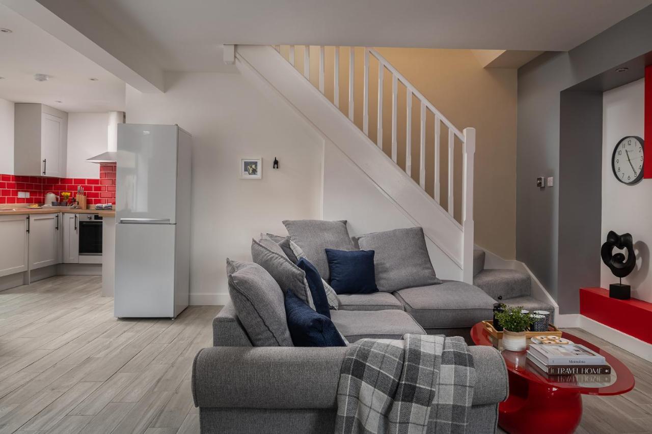 New Luxurious Escape Charming Dog Friendly Cottage カーナーヴォン エクステリア 写真